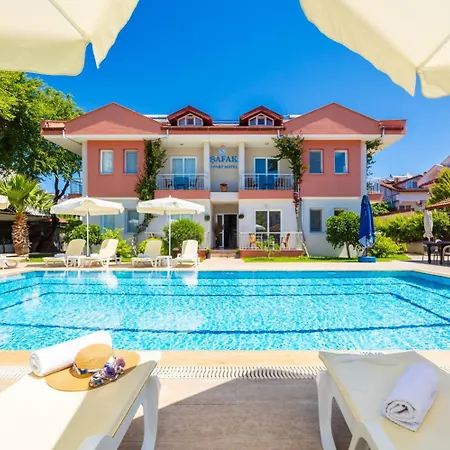 Safak Oasis فندق *