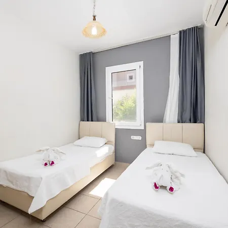 Safak Oasis فندق