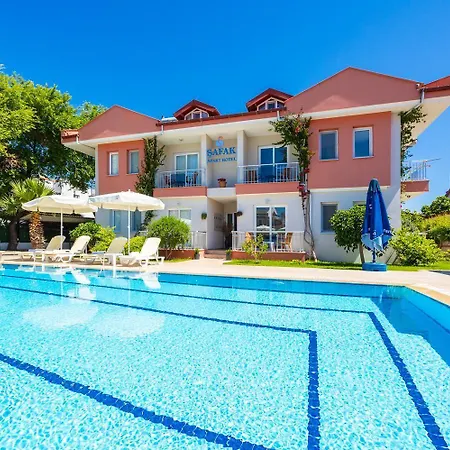 Safak Oasis فندق داليان